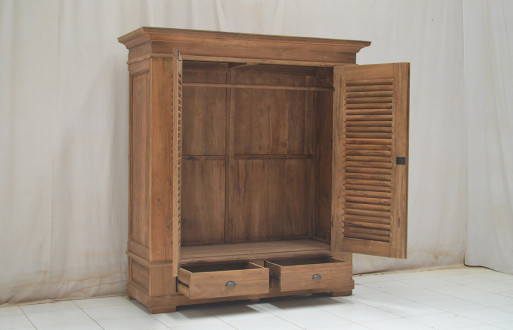 Kleiderschrank